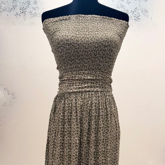 BP. Strapless Smocked Maxi Dress – Green Floral Print - Picture 3 of 7